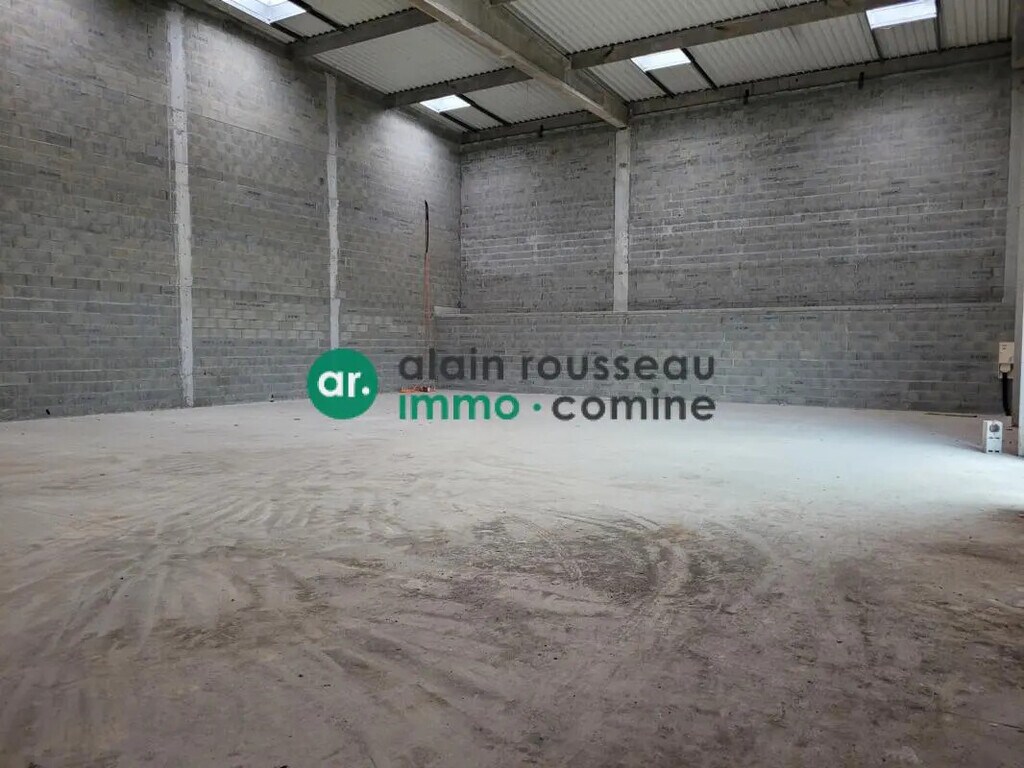 Location Commerce 385 m² - Photo 1