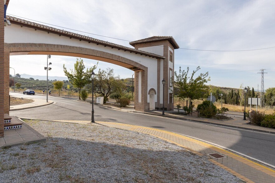 Urbanización Aben Humeya, 4, Jun, Granada for sale - Building Photo - Image 3 of 14