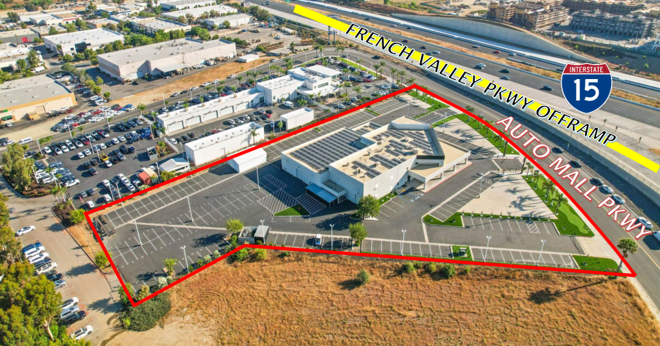 26825 Auto Mall Pky, Murrieta, CA for rent - Building Photo - Image 1 of 19