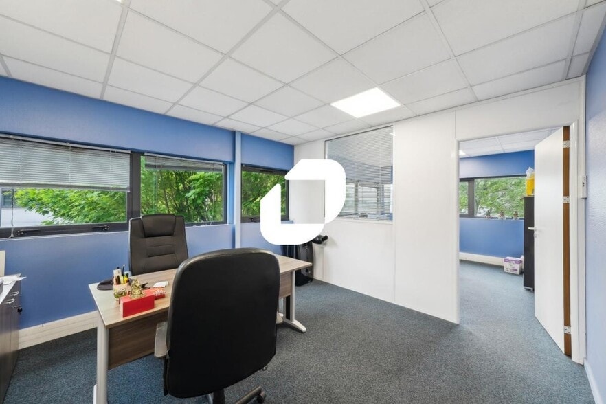 128 Bis Avenue Jean Jaurès, Ivry-sur-Seine to rent - Interior Photo - Image 1 of 29