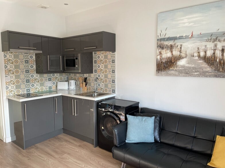 17 River St, Ayr for sale - Interior Photo - Image 3 of 4