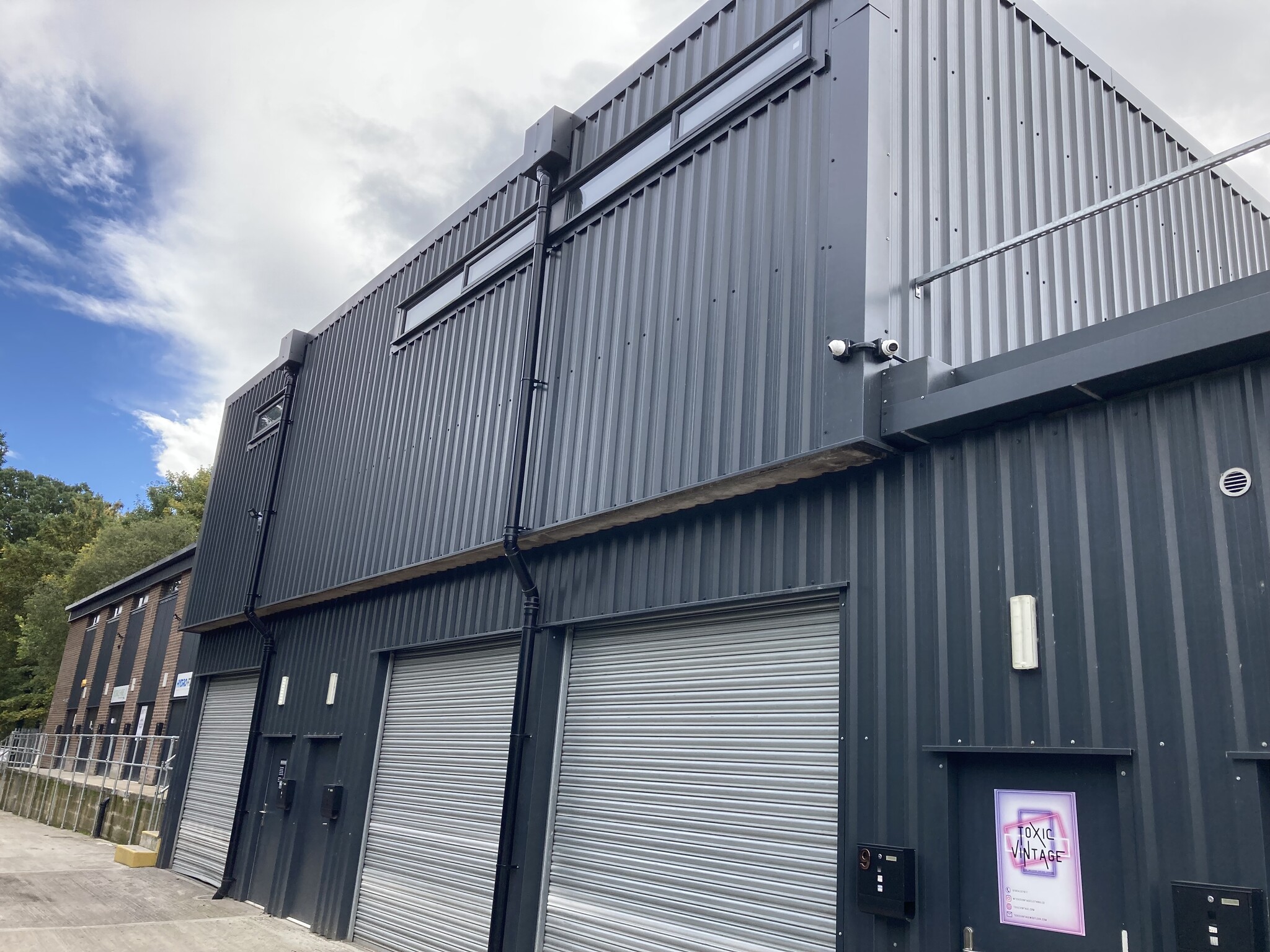 65 Deep Ln, Sheffield to rent Building Photo- Image 1 of 6