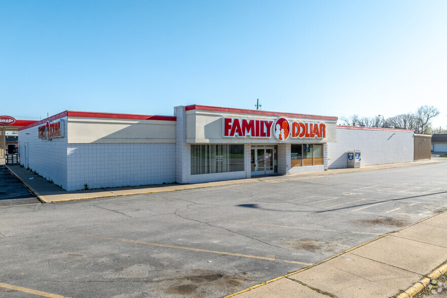 712 Cottage St, Adel, IA for sale - Primary Photo - Image 1 of 1