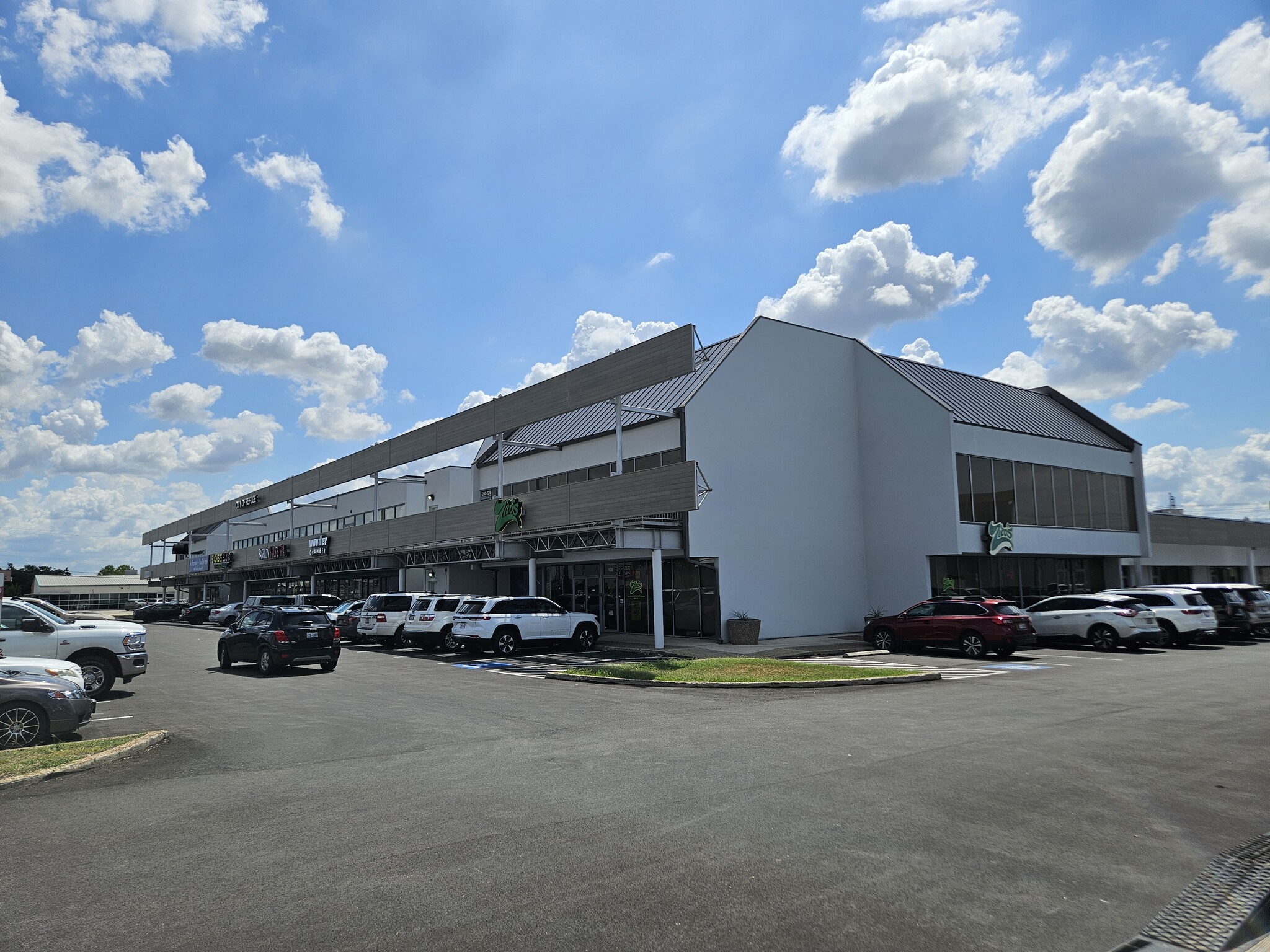 8800-8856 Broadway St, San Antonio, TX for rent Building Photo- Image 1 of 5