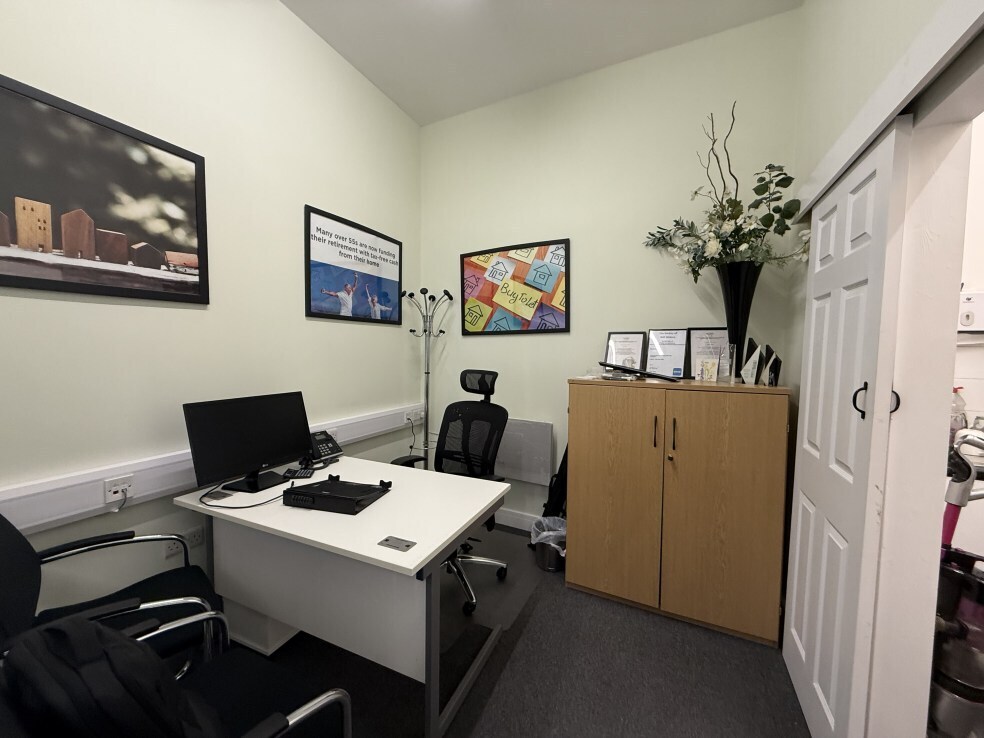 77 Rowlands Rd, Worthing to rent Interior Photo- Image 1 of 4
