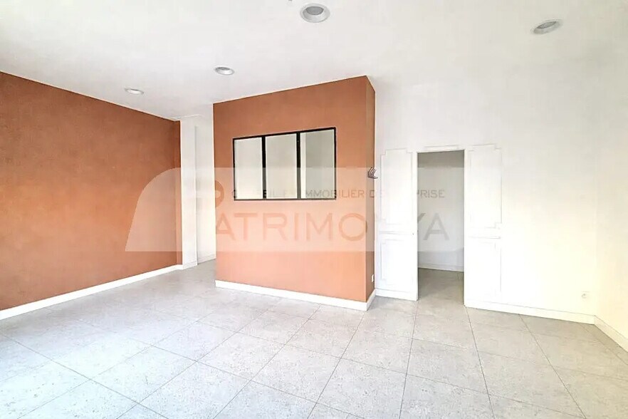 Build-to-Rent in Marseille for sale - Interior Photo - Image 2 of 6