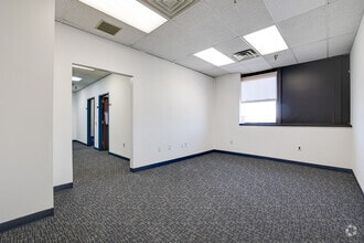 5070-5080 Parkside Ave, Philadelphia, PA to rent Interior Photo- Image 2 of 2