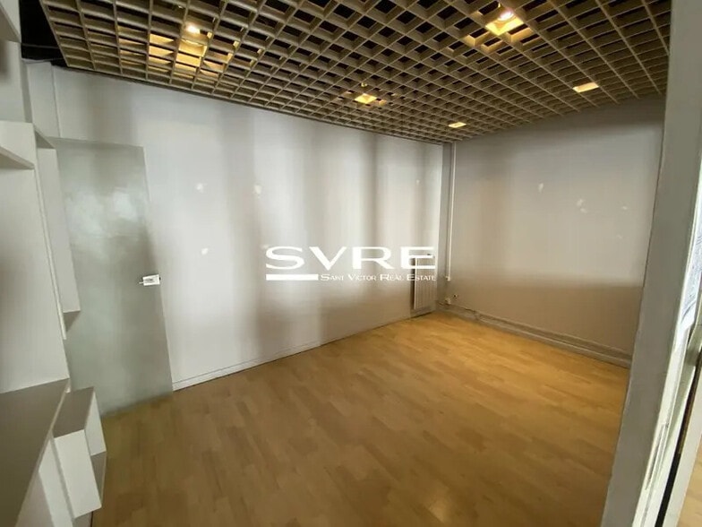 Office in Marseille to rent - Interior Photo - Image 3 of 9