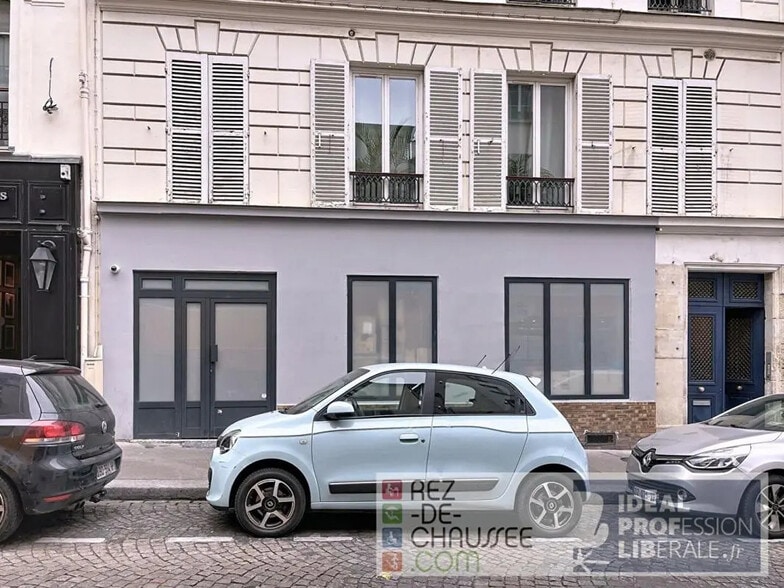 Build-to-Rent in Paris for sale - Building Photo - Image 1 of 1