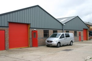 Faldo Rd, Bedford to rent - Primary Photo - Image 1 of 2