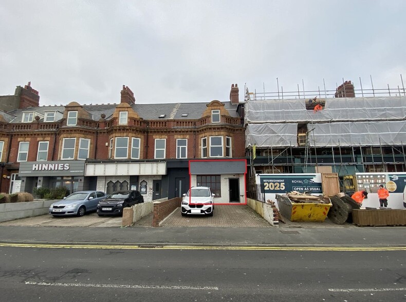 12-17 East Parade, Whitley Bay for rent - Primary Photo - Image 1 of 7