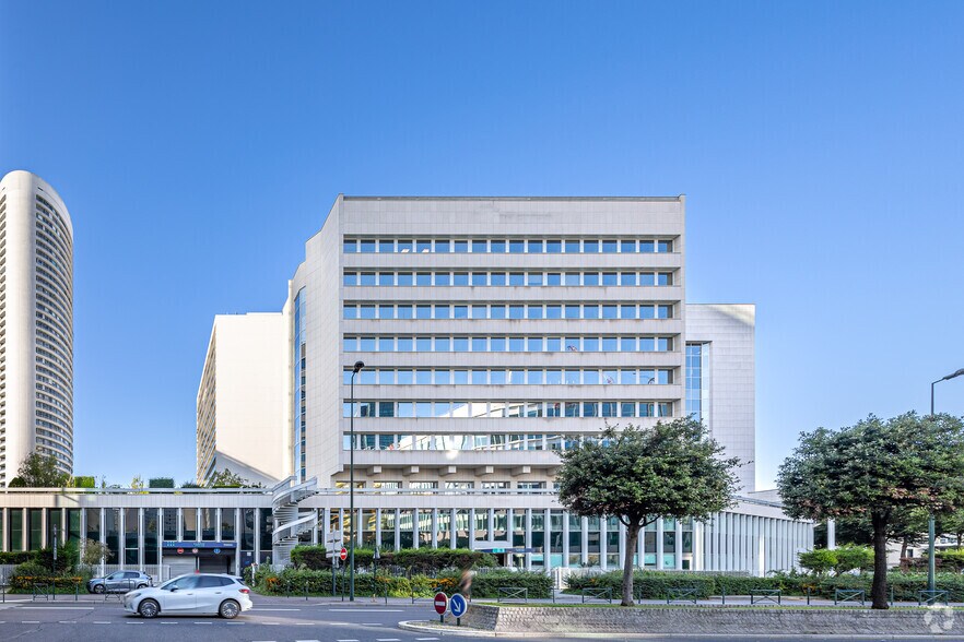 13-15 Rue Jean Jaurès,, Puteaux to rent - Building Photo - Image 2 of 3