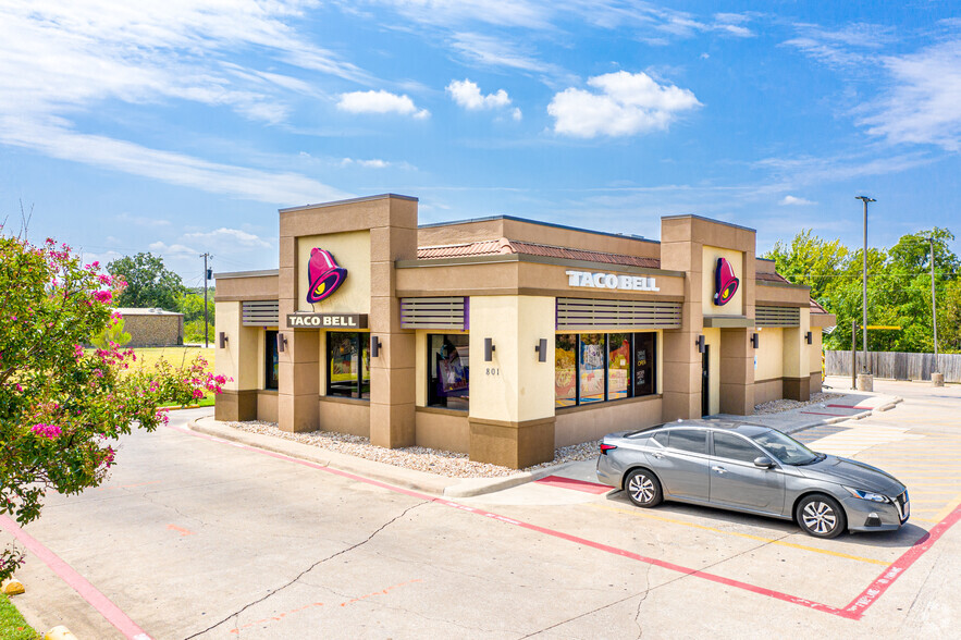 801 S Belt Line Rd, Irving, TX for sale - Building Photo - Image 1 of 1