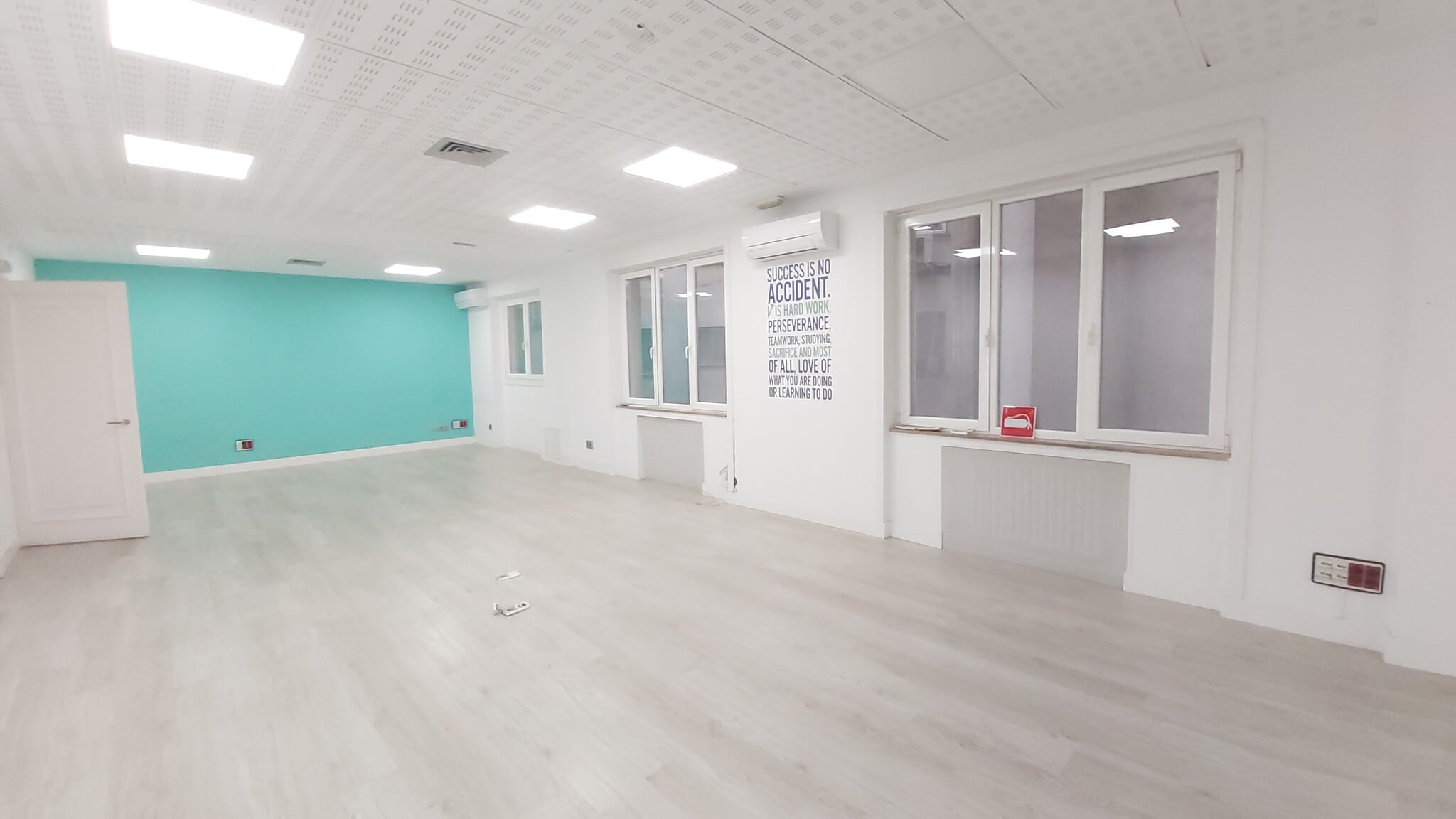 Office in Madrid, Madrid to rent Interior Photo- Image 1 of 8