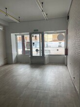 Retail in Fuenlabrada, Madrid to rent Interior Photo- Image 2 of 6