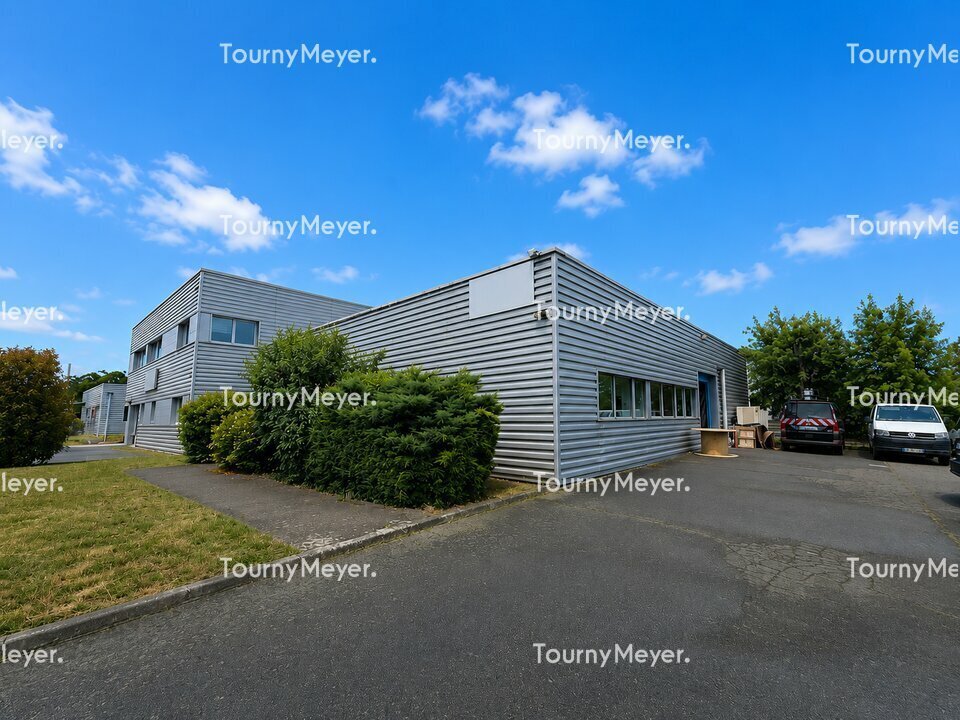 17 Bis Avenue D'Hermes, L'Union to rent Building Photo- Image 1 of 7