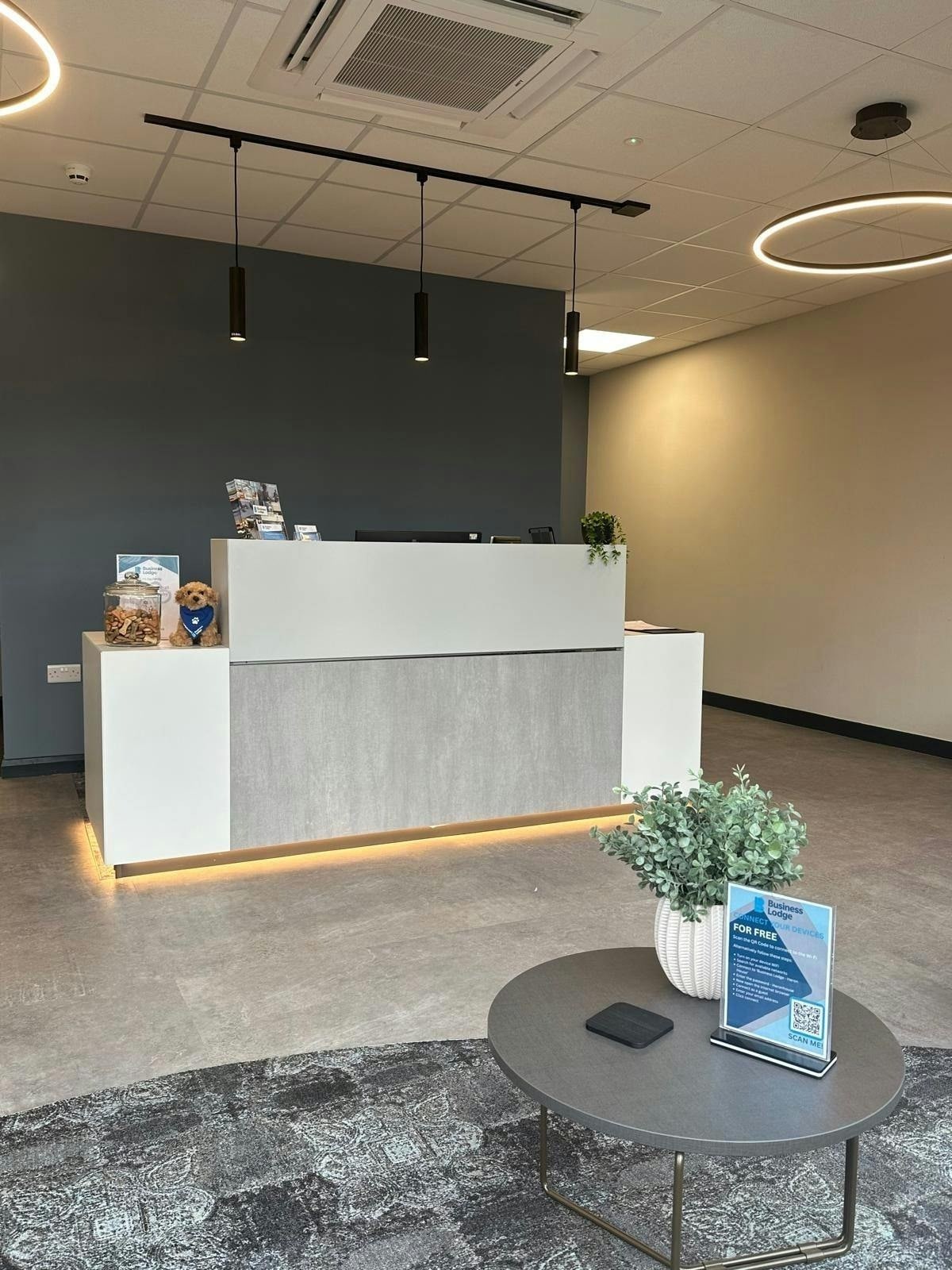 Grove Rd, Stoke On Trent to rent Interior Photo- Image 1 of 4