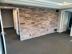 7725 Taft St, Merrillville, IN to rent Interior Photo- Image 2 of 2