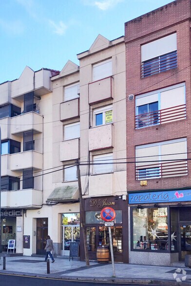 Calle Doctor Calero, 34, Majadahonda, Madrid to rent - Building Photo - Image 2 of 2