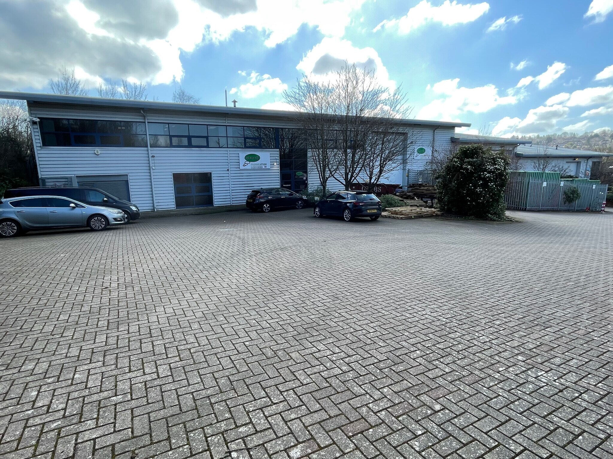 1-3 Northbridge Rd, Berkhamsted for sale Building Photo- Image 1 of 1