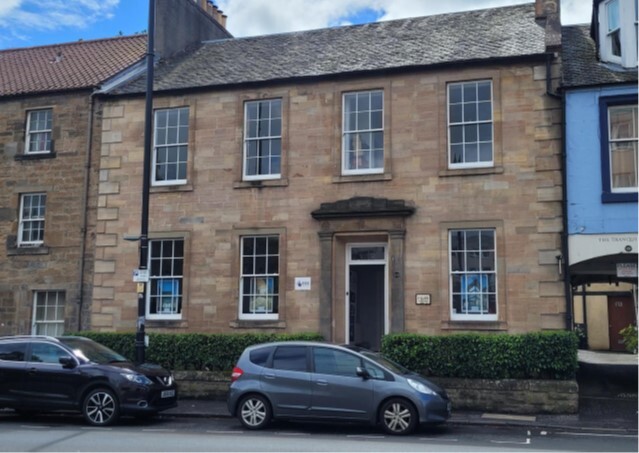 129 High St, Linlithgow for rent - Primary Photo - Image 1 of 4