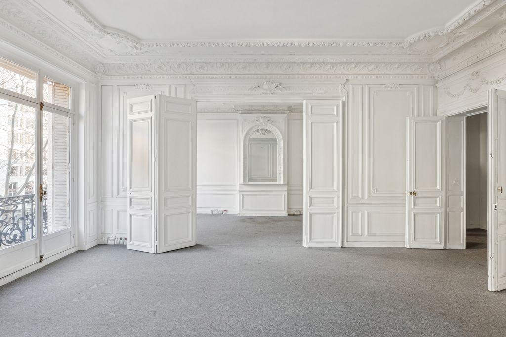 Office in Paris for sale Interior Photo- Image 1 of 24
