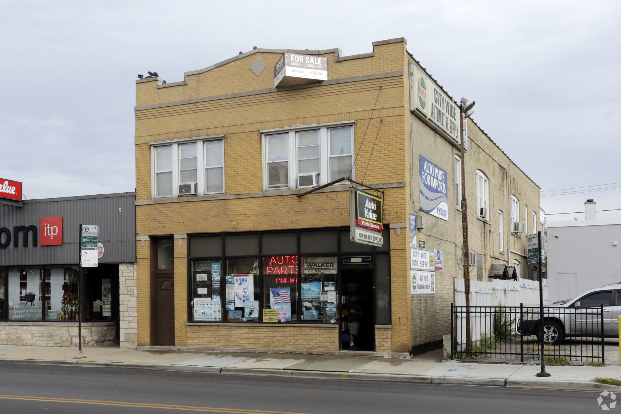 5210 W Belmont Ave, Chicago, IL for sale Primary Photo- Image 1 of 1