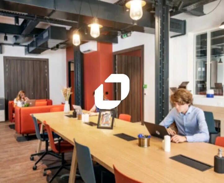 Office in Saint-Ouen-sur-Seine to rent - Interior Photo - Image 3 of 7