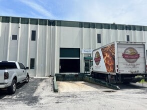 4750 NW 15th Ave, Fort Lauderdale, FL to rent Building Photo- Image 1 of 7