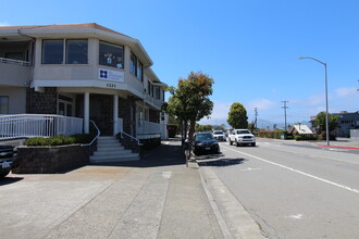 1201-1221 Bridgeway, Sausalito, CA for rent Building Photo- Image 1 of 3