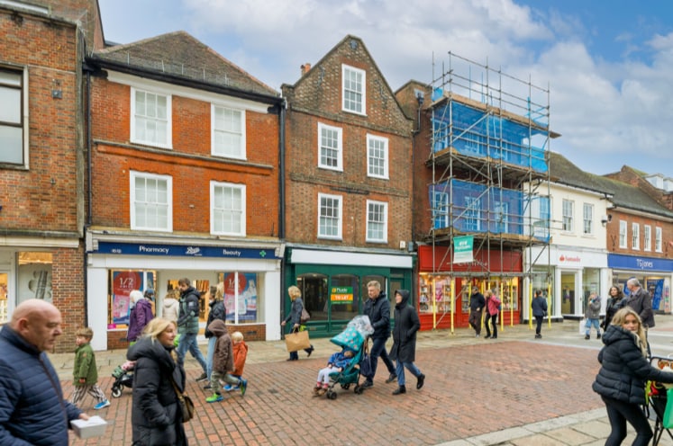 13 North St, Chichester to rent - Primary Photo - Image 1 of 1