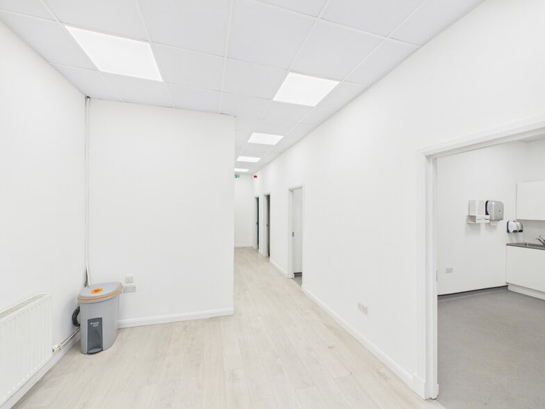 3-8 Kemp St, Hamilton for sale - Building Photo - Image 3 of 4