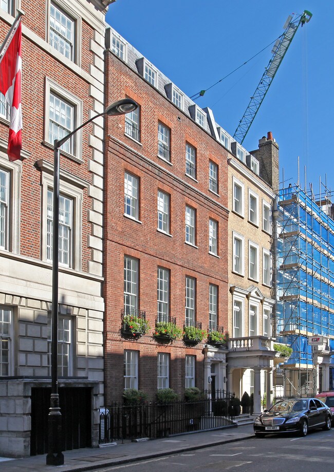 More details for 35-36 Grosvenor St, London - Retail to Rent