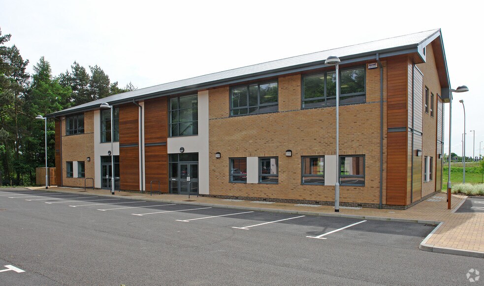 Cherry Hall Rd, Kettering to rent - Building Photo - Image 3 of 3