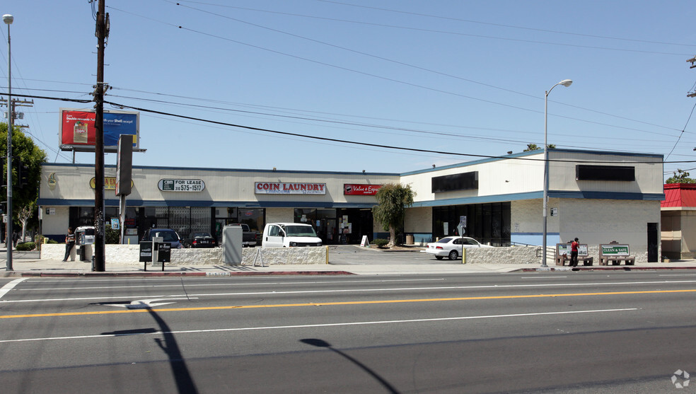 945 W Pacific Coast Hwy, Wilmington, CA for rent - Building Photo - Image 2 of 4