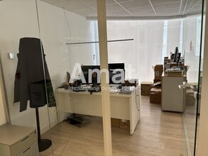 Office in Barcelona, Barcelona to rent Interior Photo- Image 2 of 12