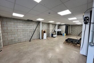 Four Cross Ave, Willand to rent Interior Photo- Image 1 of 5