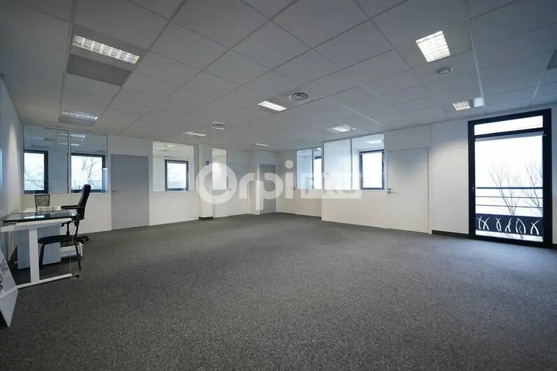 1 Rue Monseigneur Ancel, Saint-Priest to rent Interior Photo- Image 1 of 13