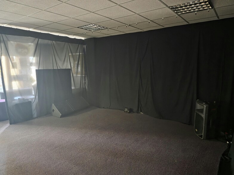 Herlington, Peterborough to rent - Building Photo - Image 3 of 6
