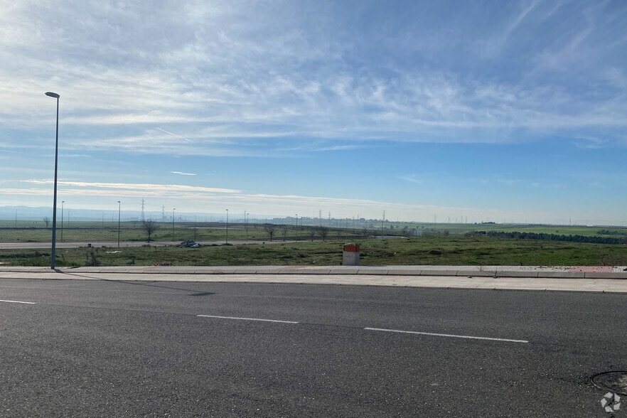 Calle Arqueología, s/n, Illescas, Toledo for sale - Building Photo - Image 2 of 2