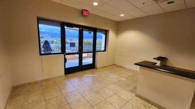 6140 Brent Thurman Way, Las Vegas, NV for rent Building Photo- Image 1 of 6