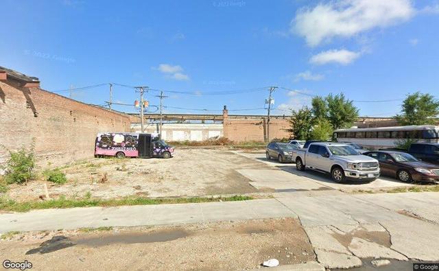 4526 W Fulton St, Chicago, IL for sale - Primary Photo - Image 1 of 3