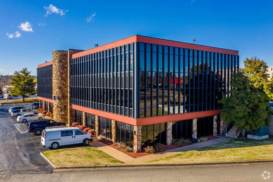 1994 Gallatin Rd N, Madison, TN for rent - Building Photo - Image 1 of 9