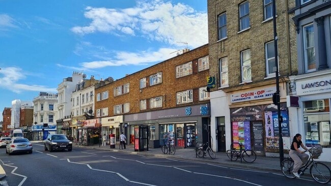 More details for 88-90 North End Rd, London - Retail to Rent