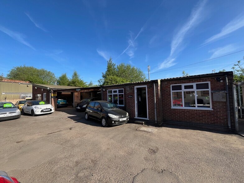 Wolsey Rd, Coalville to rent - Building Photo - Image 1 of 1