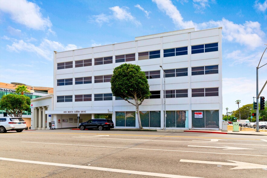 499 N Canon Dr, Beverly Hills, CA for rent - Building Photo - Image 3 of 15