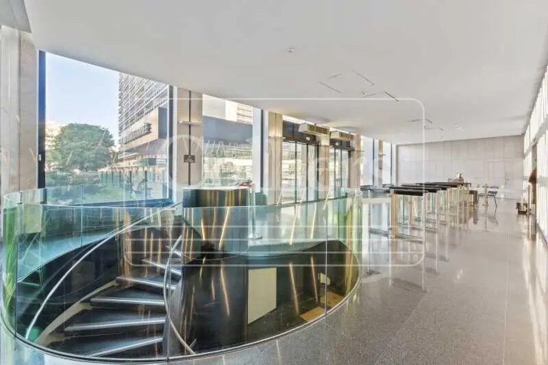 Office in Marseille for sale - Lobby - Image 2 of 2