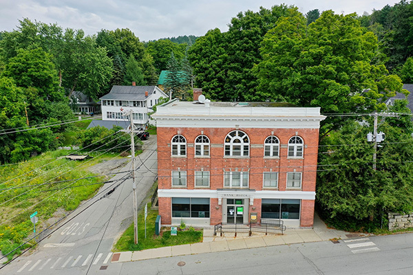 424 Main St, Barton, VT for sale - Building Photo - Image 3 of 7