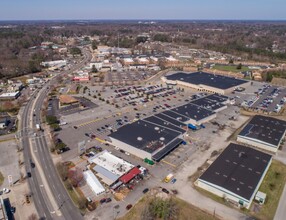 11008 Warwick Blvd, Newport News, VA for rent Building Photo- Image 1 of 6