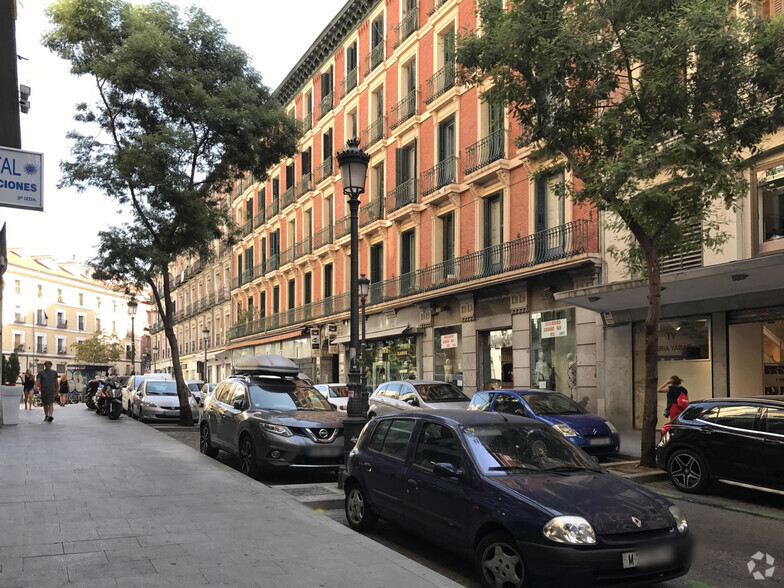 Calle Del Conde De Romanones, 5, Madrid, Madrid for rent - Building Photo - Image 3 of 3